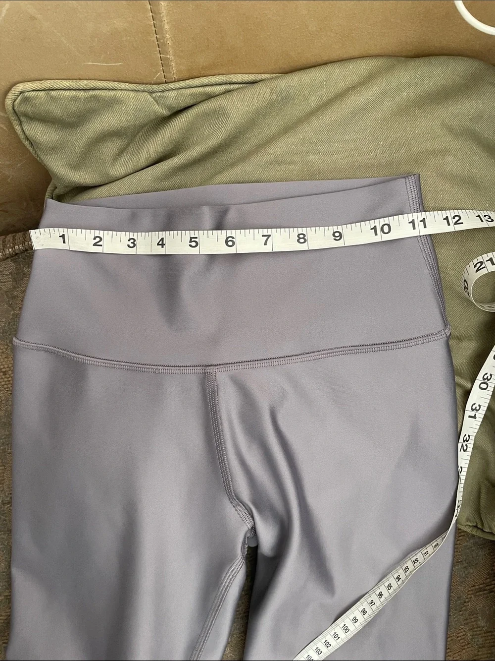 ALO Yoga High-Rise Lavender Gray Sculpt Leggings. Flash $42